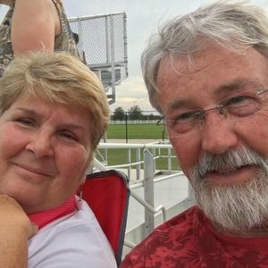 Meet your Posher, Gregory